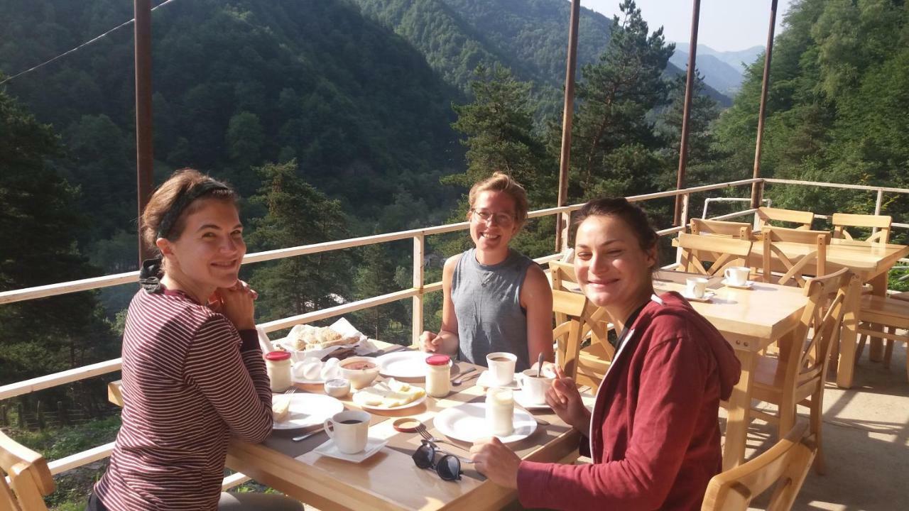 Guesthouse Gama In Khevsureti Roshka Esterno foto